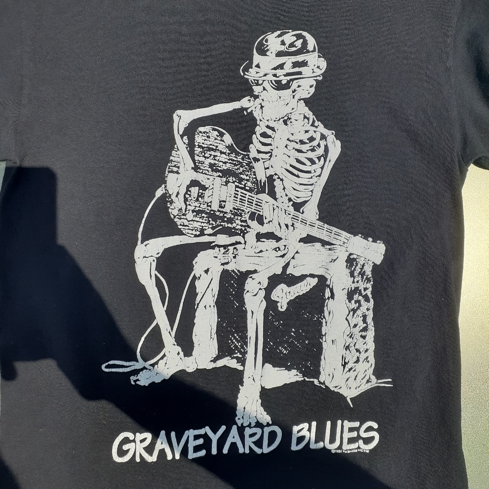 Vintage Fashion victim shirt